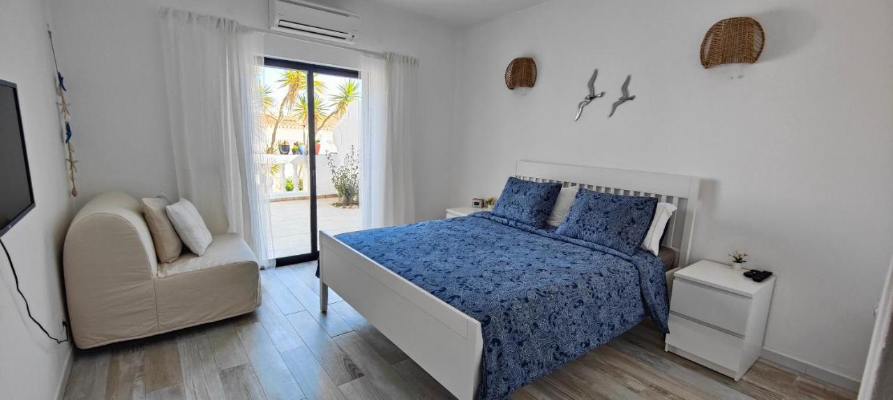 The Swallow'S Rest Beach House - Meia Praia Lagos Exterior photo