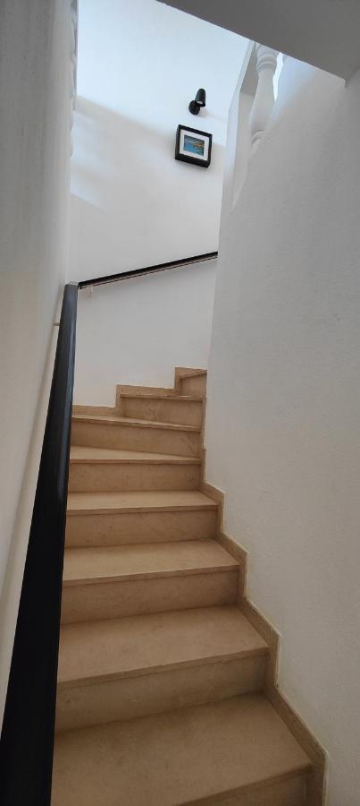 The Swallow'S Rest Beach House - Meia Praia Lagos Exterior photo